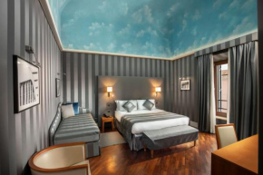 Гостиница Monti Palace Hotel  Рим
